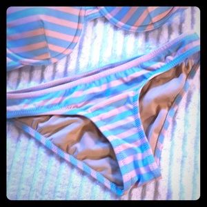 J.Crew Bikini Bottom. XXS/0. Like-New💕🌻